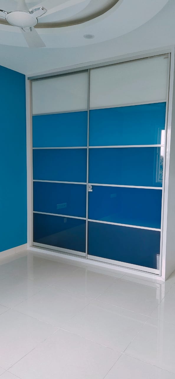 over-1000-designs-for-lacquer-glass-wardrobes-serving-across-gurgaon-gurugram-largest-collection-gallery-of-designs-in-gurgaon-india